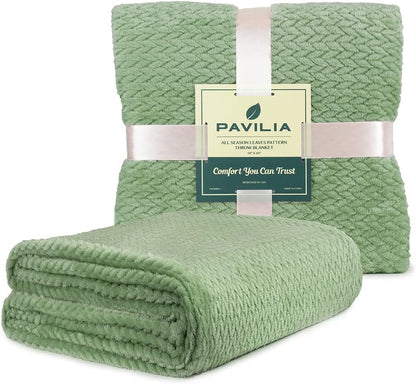 Soft Fleece Light Green Throw Blanket for Couch, Lightweight Plush Warm Blankets for Bed, Fuzzy Cozy Flannel Blanket Throw for Sofa, Travel, Jacquard Pattern, Sage Green, 50X60 Inch